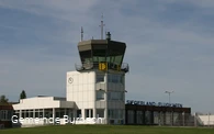 Der Tower des Siegerland-Flughafens